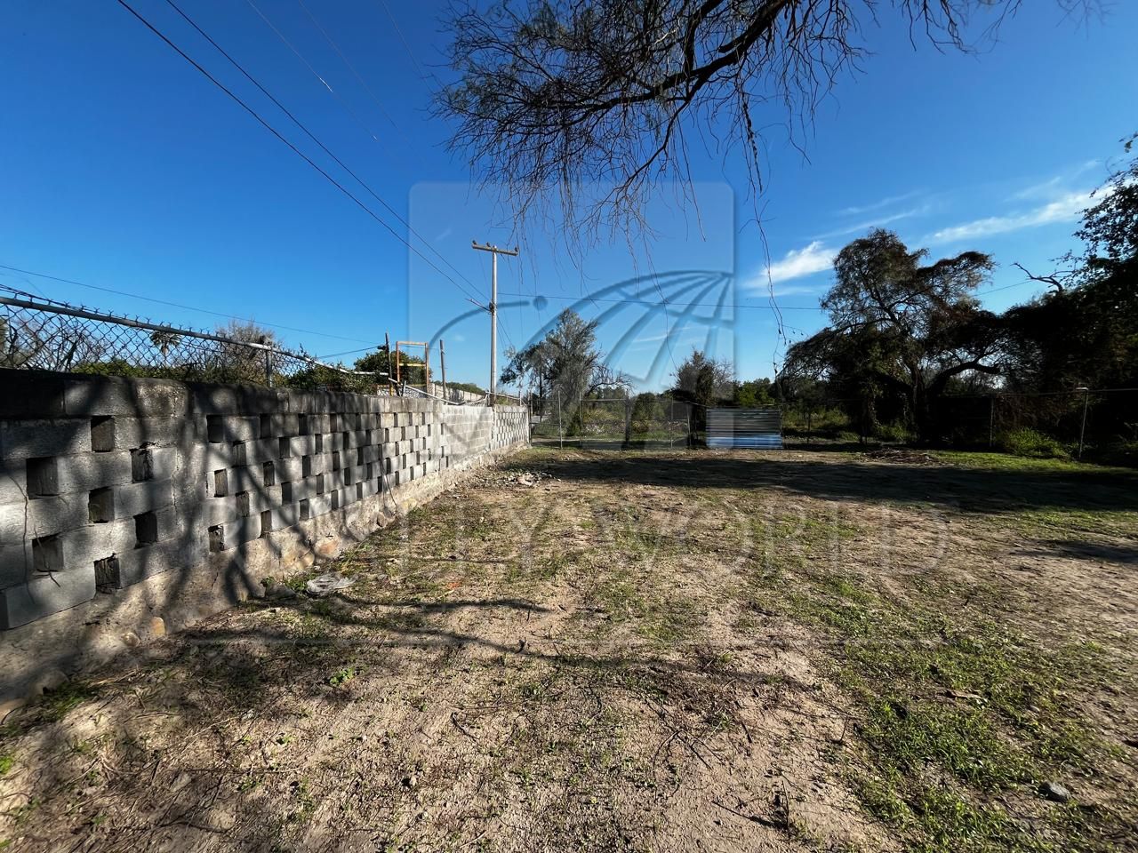 Terreno en Renta en Sin Colonia