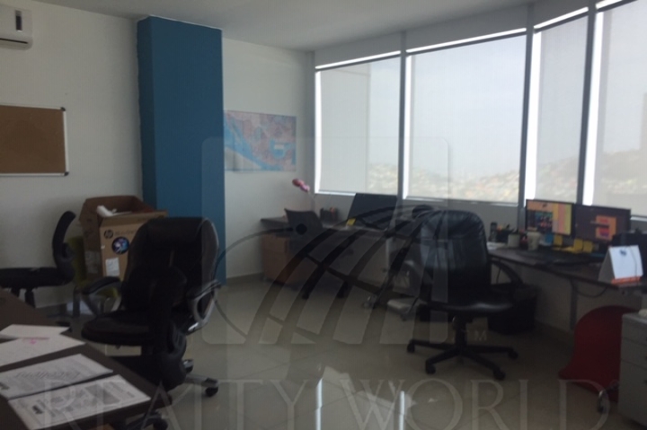 Oficina en Renta en Lomas de Montecristo