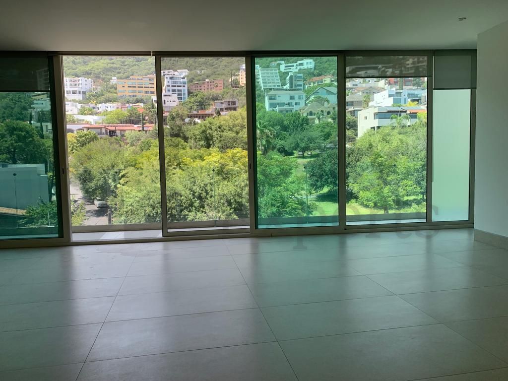 Departamento en Renta en Zona Bosques del Valle