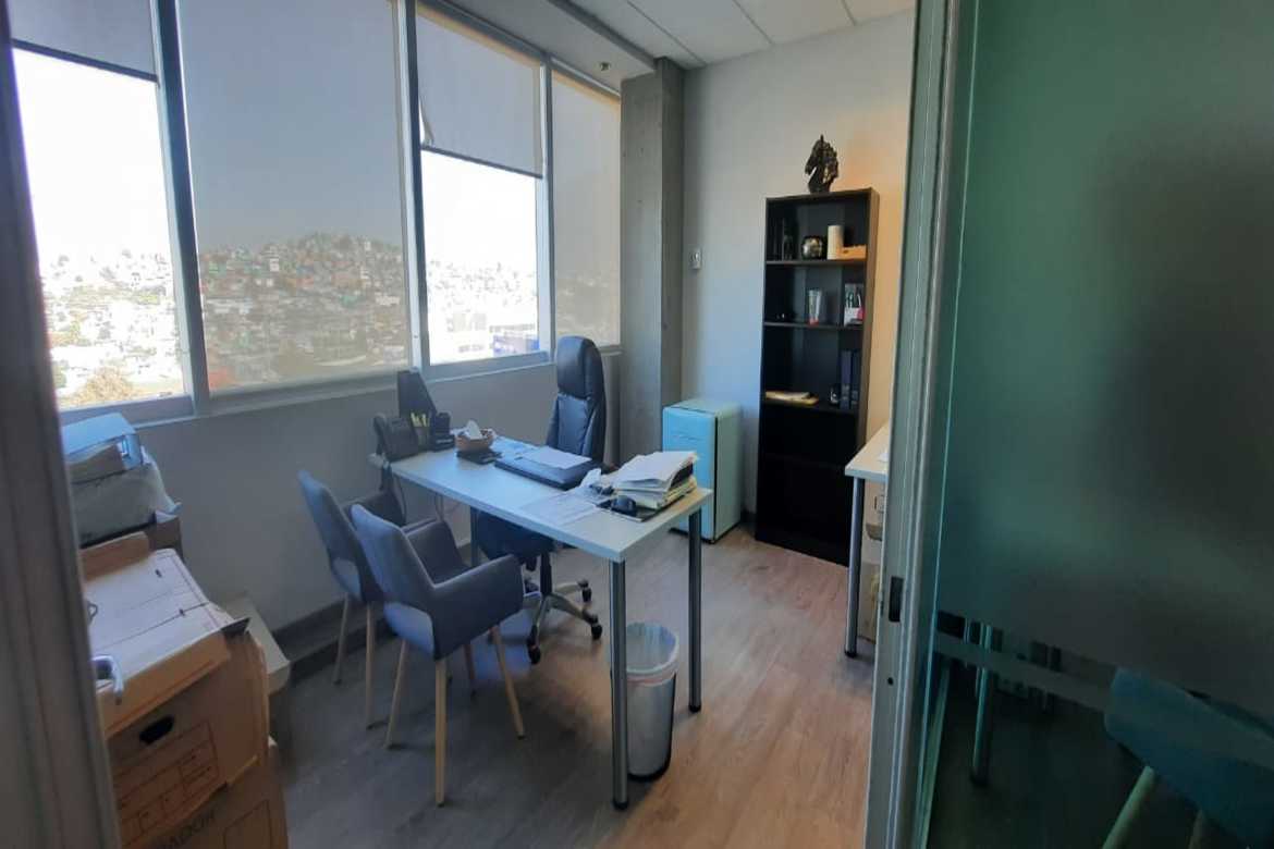 Oficina en Renta en Empleados SFEO