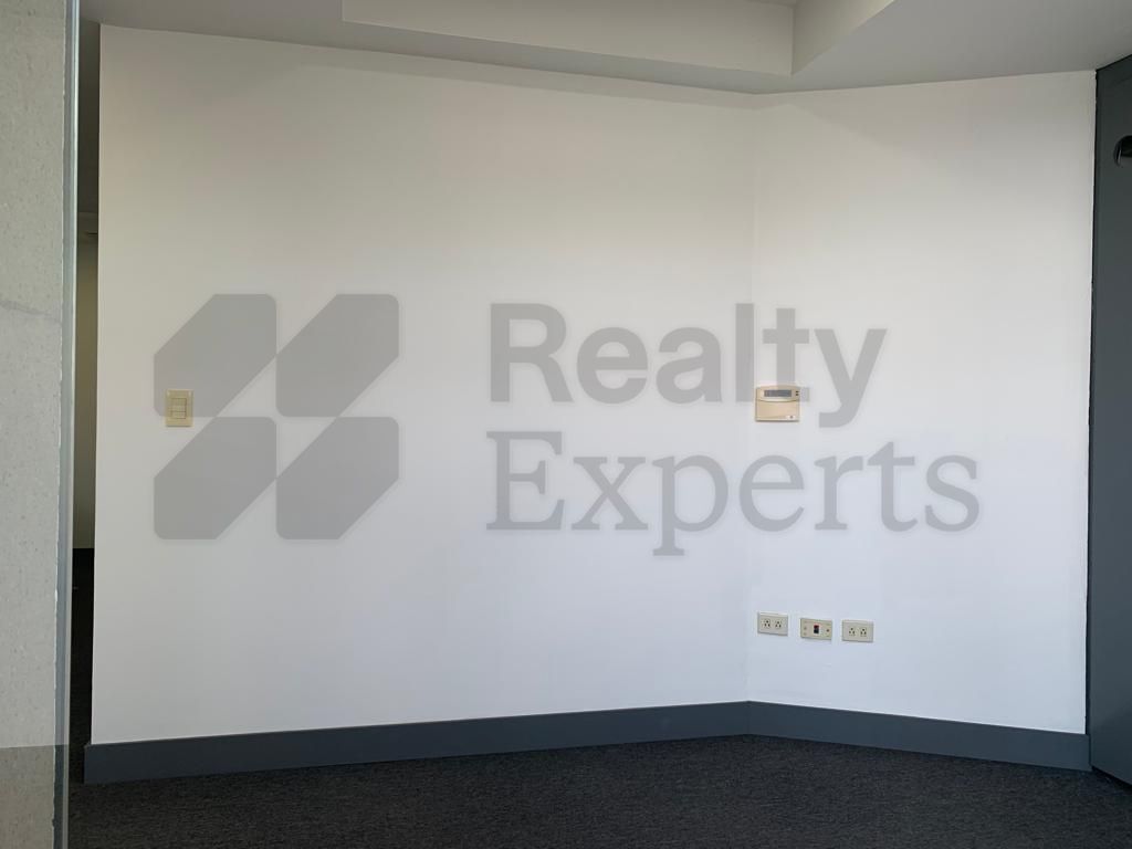 Oficina en Renta en Colinas de La Sierra Madre