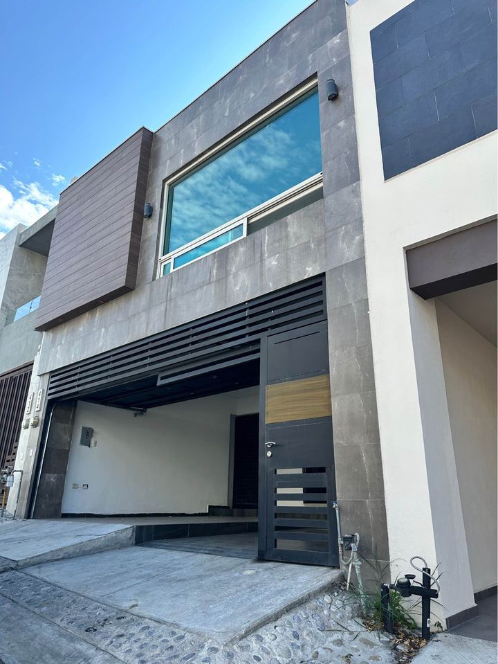 Casa en Renta en Las Lomas