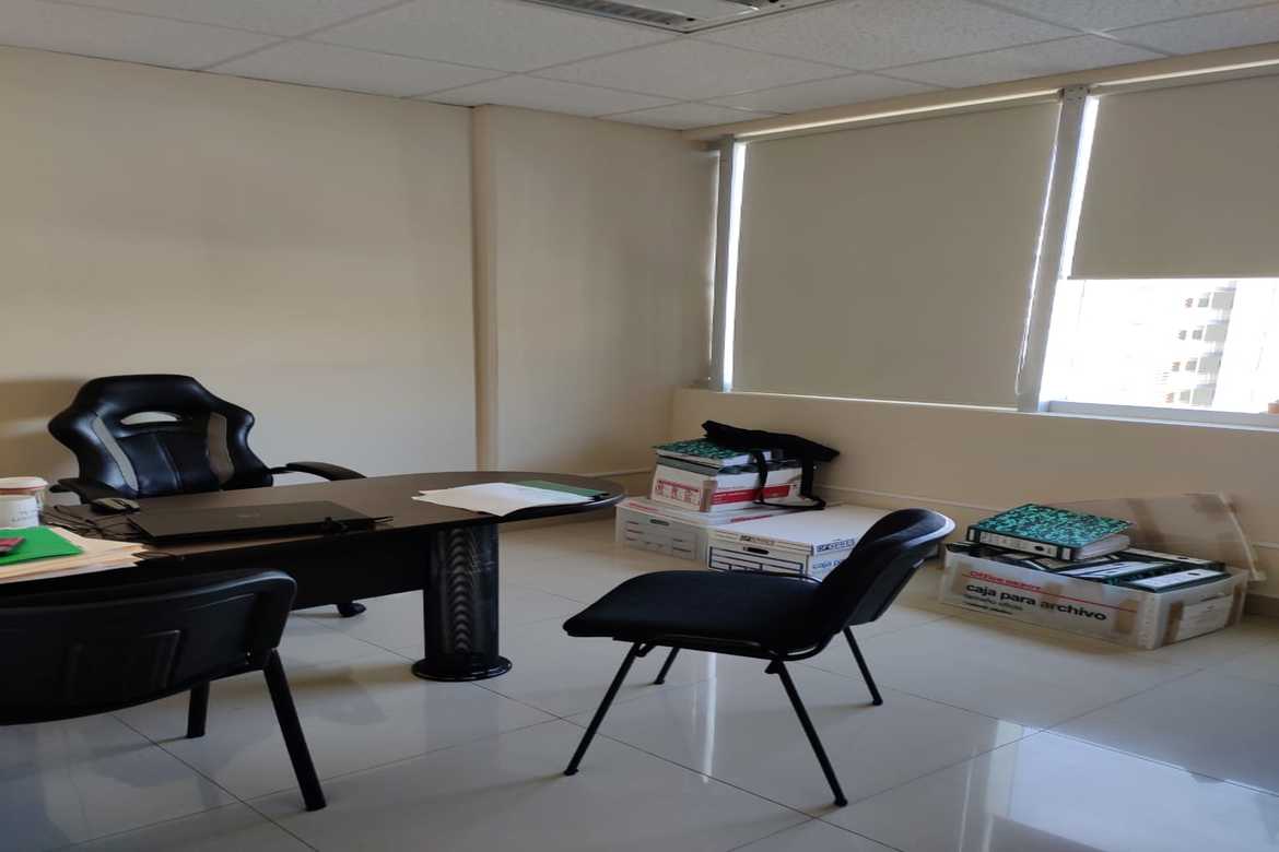 Oficina en Renta en Empleados SFEO