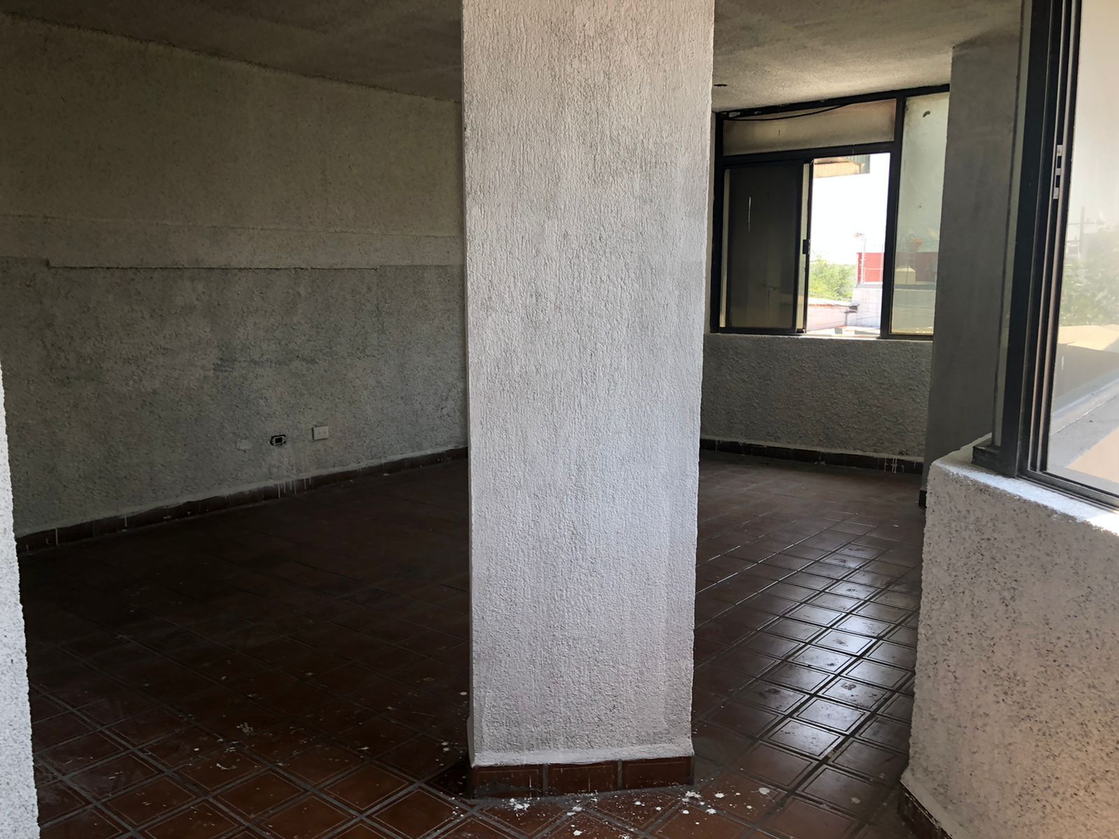 Oficina en Renta en La Fama