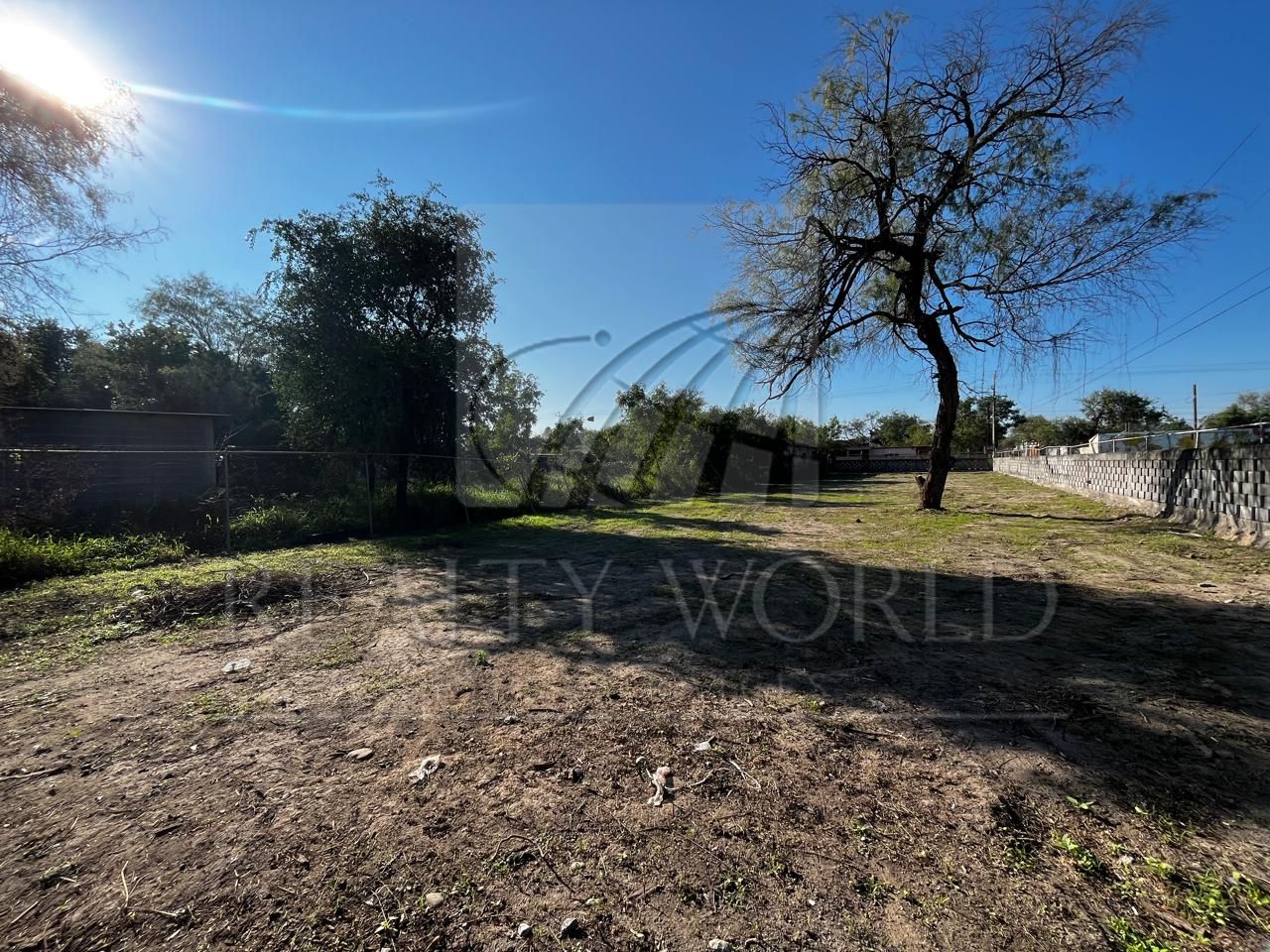 Terreno en Renta en Sin Colonia