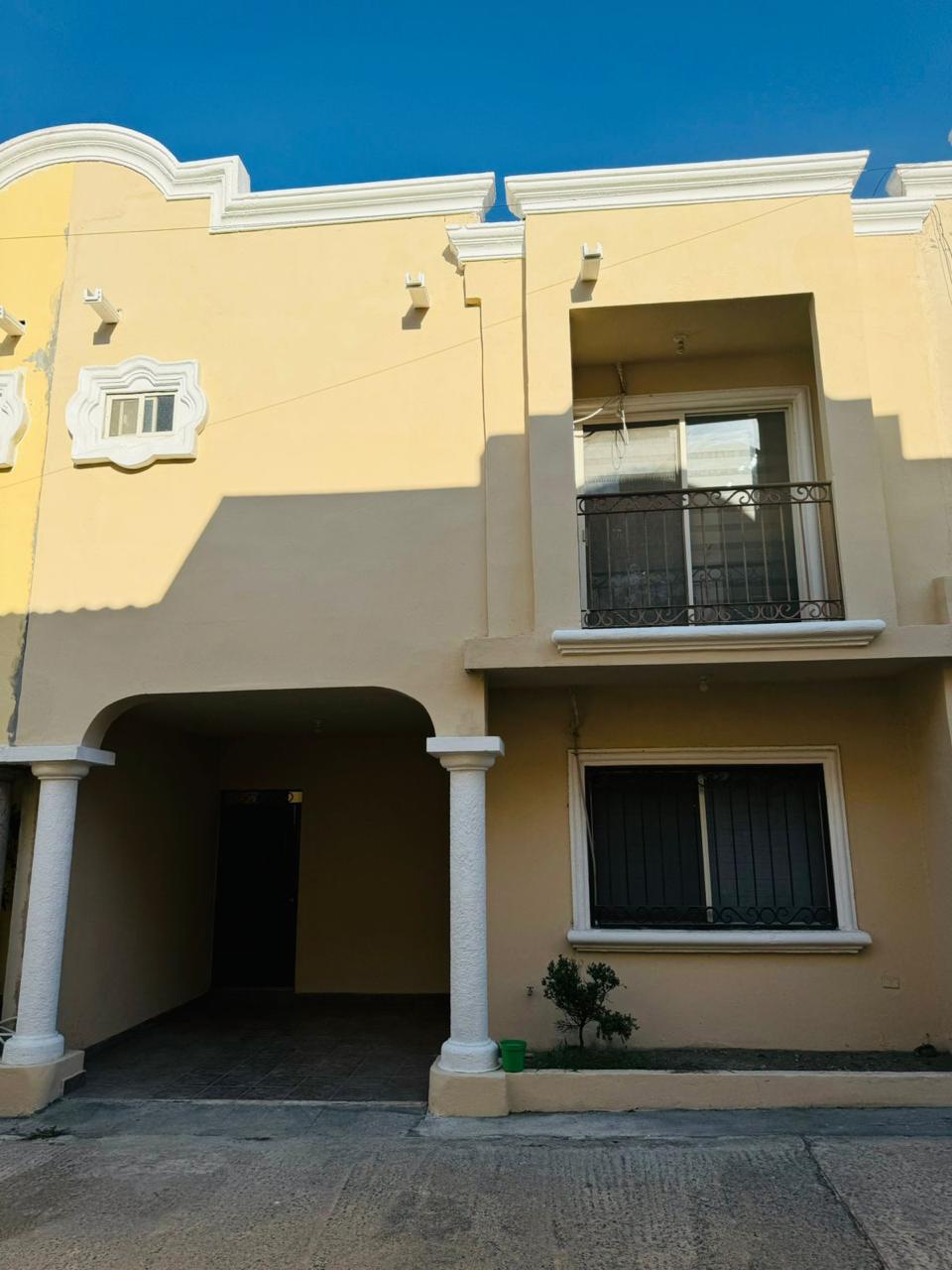 Casa en Renta en Santa Catarina Centro