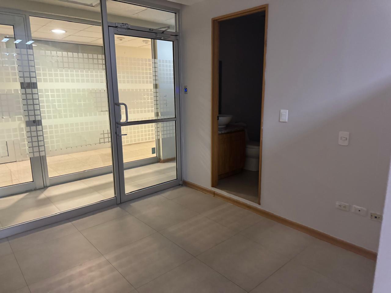 Oficina en Renta en Del Paseo Residencial