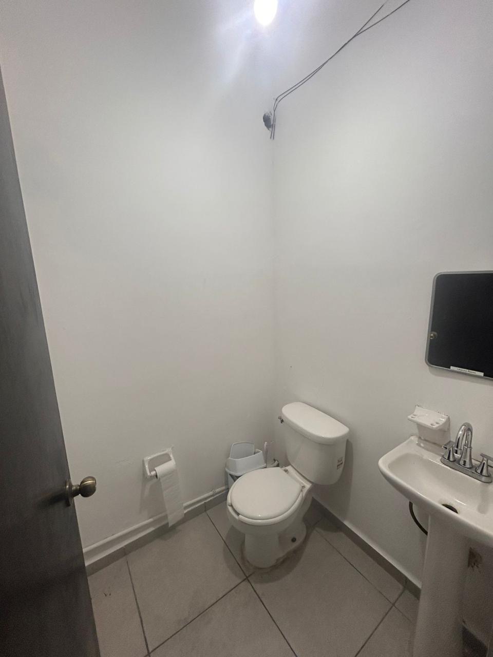 Local en Renta en Contry la Silla