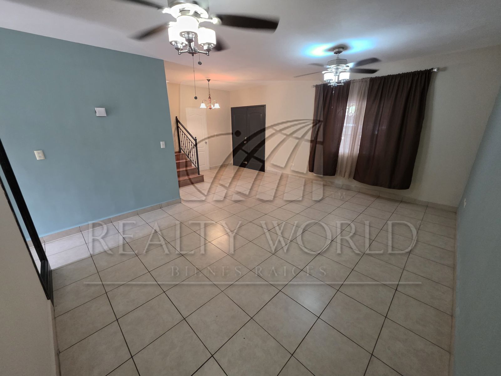 Casa en Venta en fraccionamiento Urbi Montecarlo