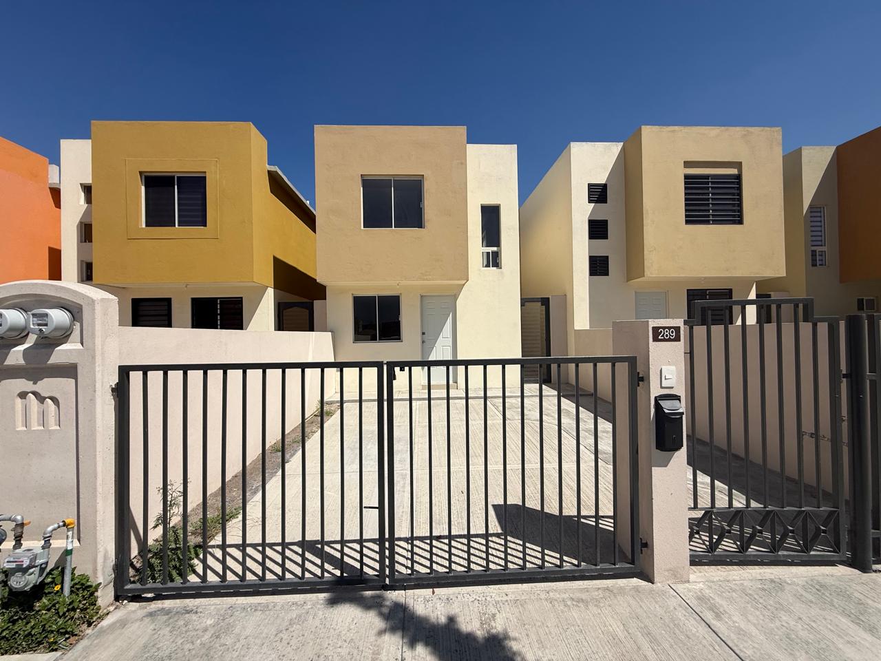 Casa en Renta en Mitras Bicentenario