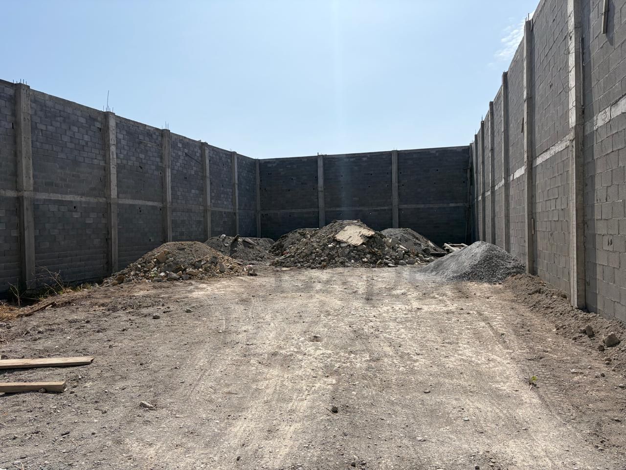 Terreno en Venta en Bosques de los Nogales