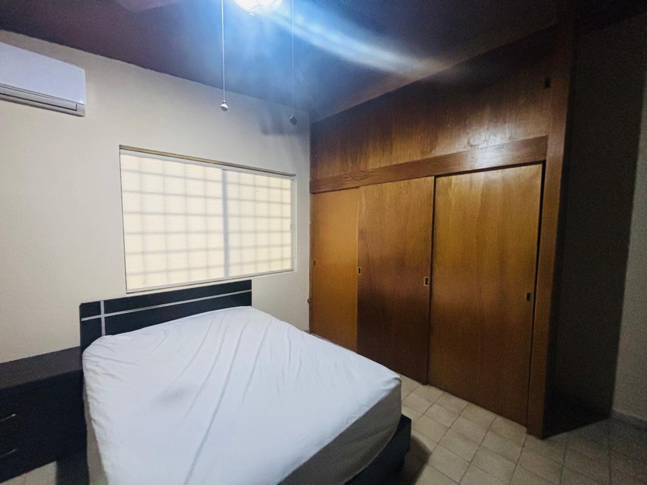 Departamento en Renta en Cumbres 4to. Sector