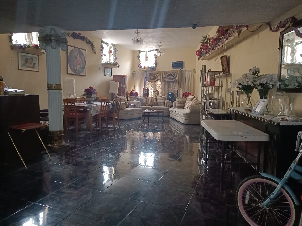 Casa en Venta en Jardines de Santa Catarina
