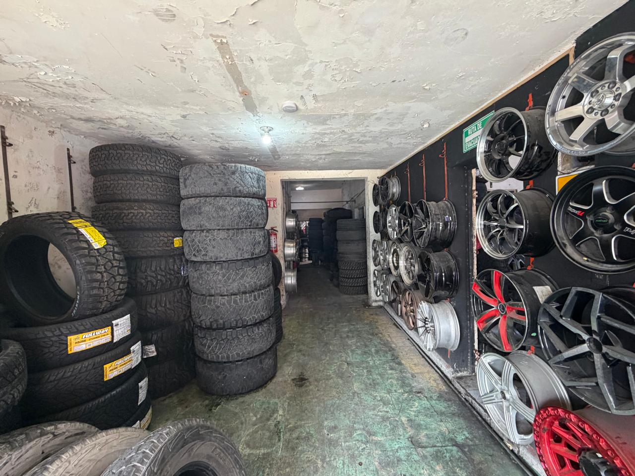 Local en Venta en Acero