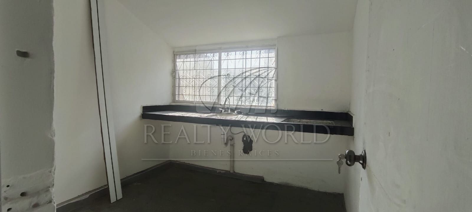 Local en Renta en Constituyentes de Queretaro Sector 1