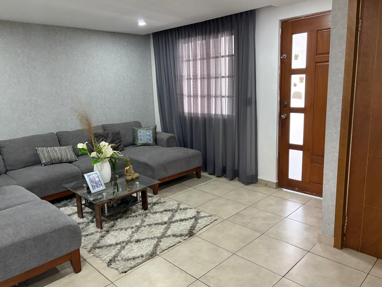 Casa en Venta en Hacienda Santa Fe