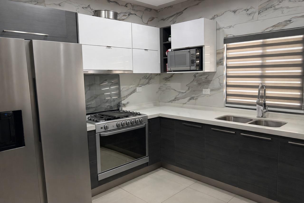 Casa en Venta en Cumbres Provenza Sector Aqua