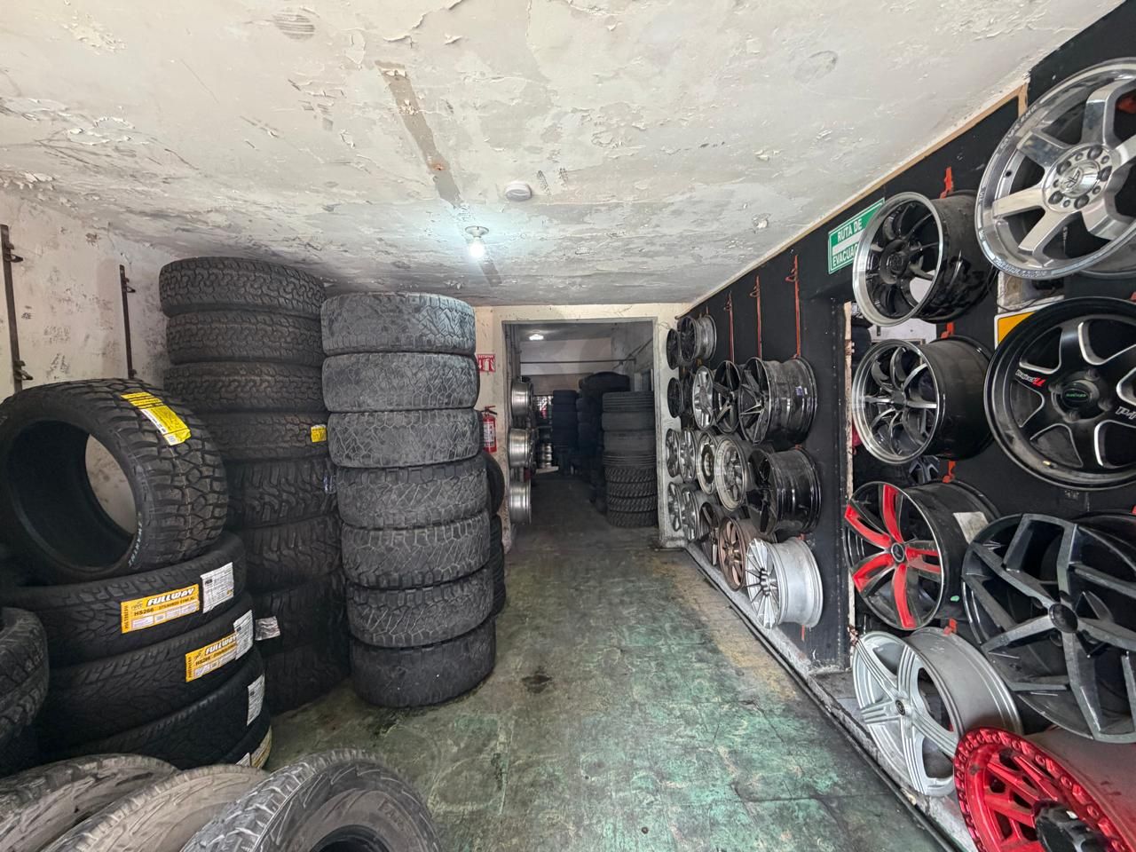 Local en Venta en Acero