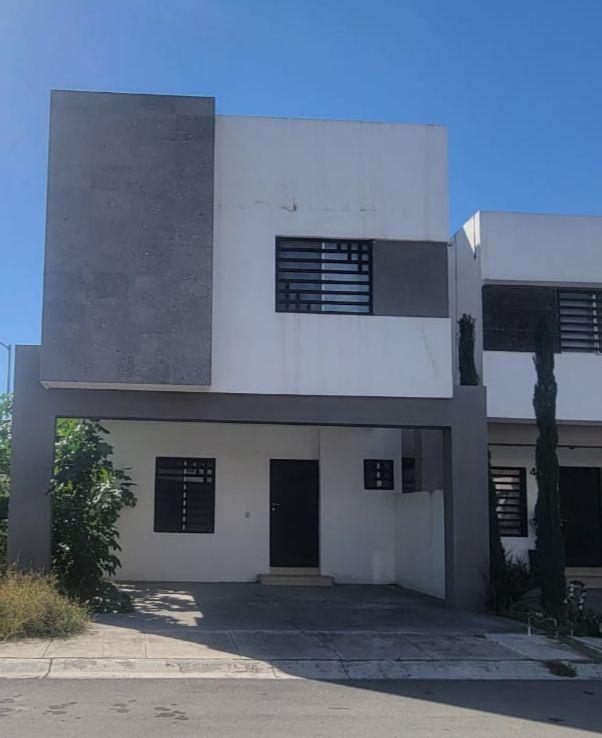 Casa en Renta en Palmas Diamante