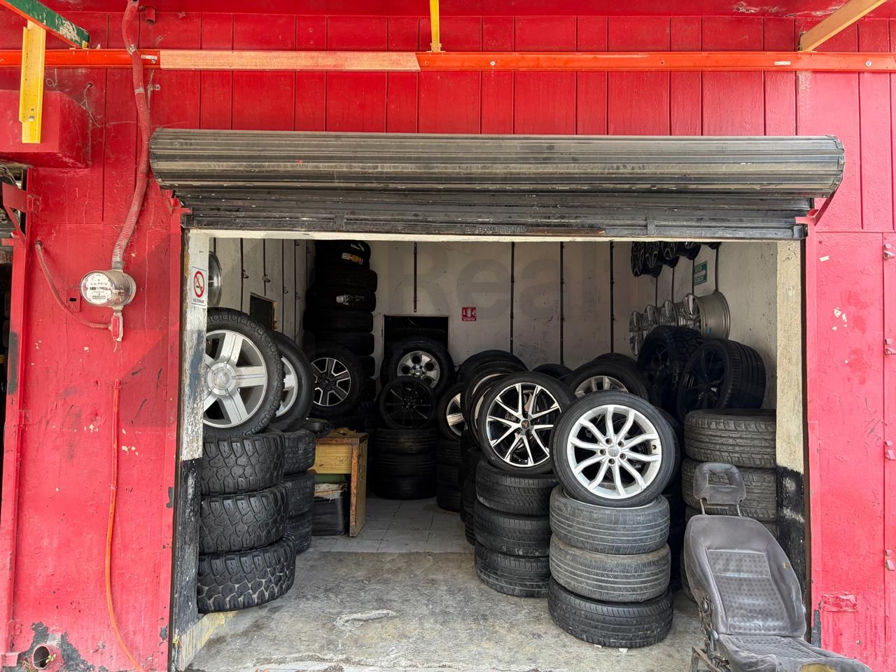 Local en Venta en Acero