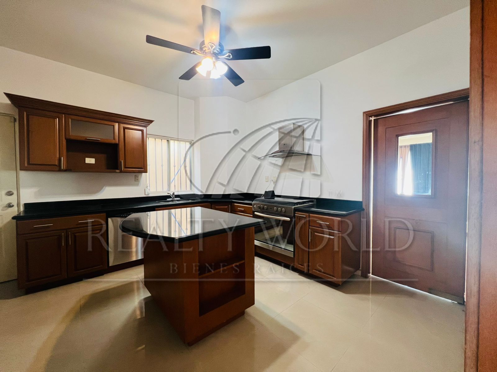 Casa en Venta en Cumbres Mediterráneo