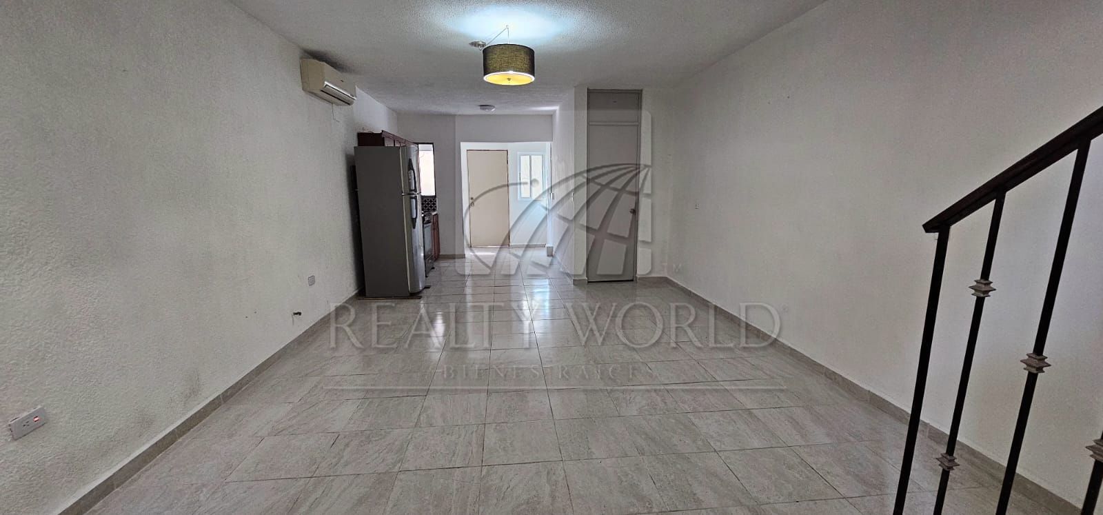 Departamento en Renta en Cumbres 3er sector