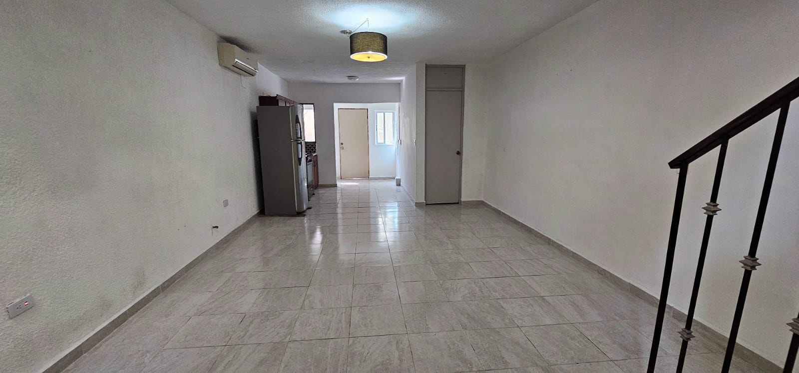 Departamento en Renta en Cumbres 3er sector