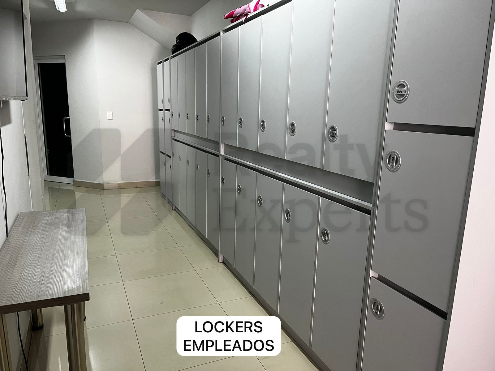 Oficina en Venta en Mitras Centro