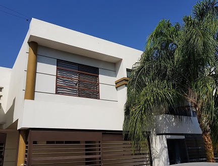 Casa en Renta en Portal del Roble