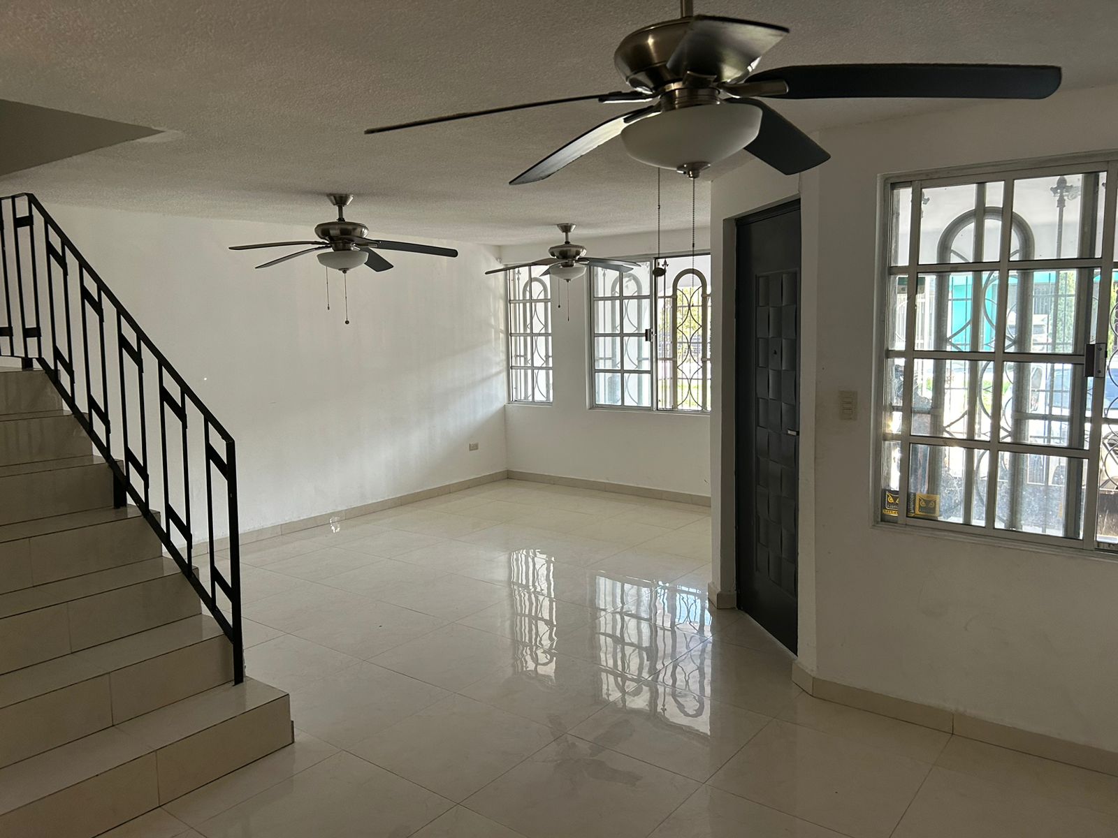 Casa en Renta en Jardines de Andalucía