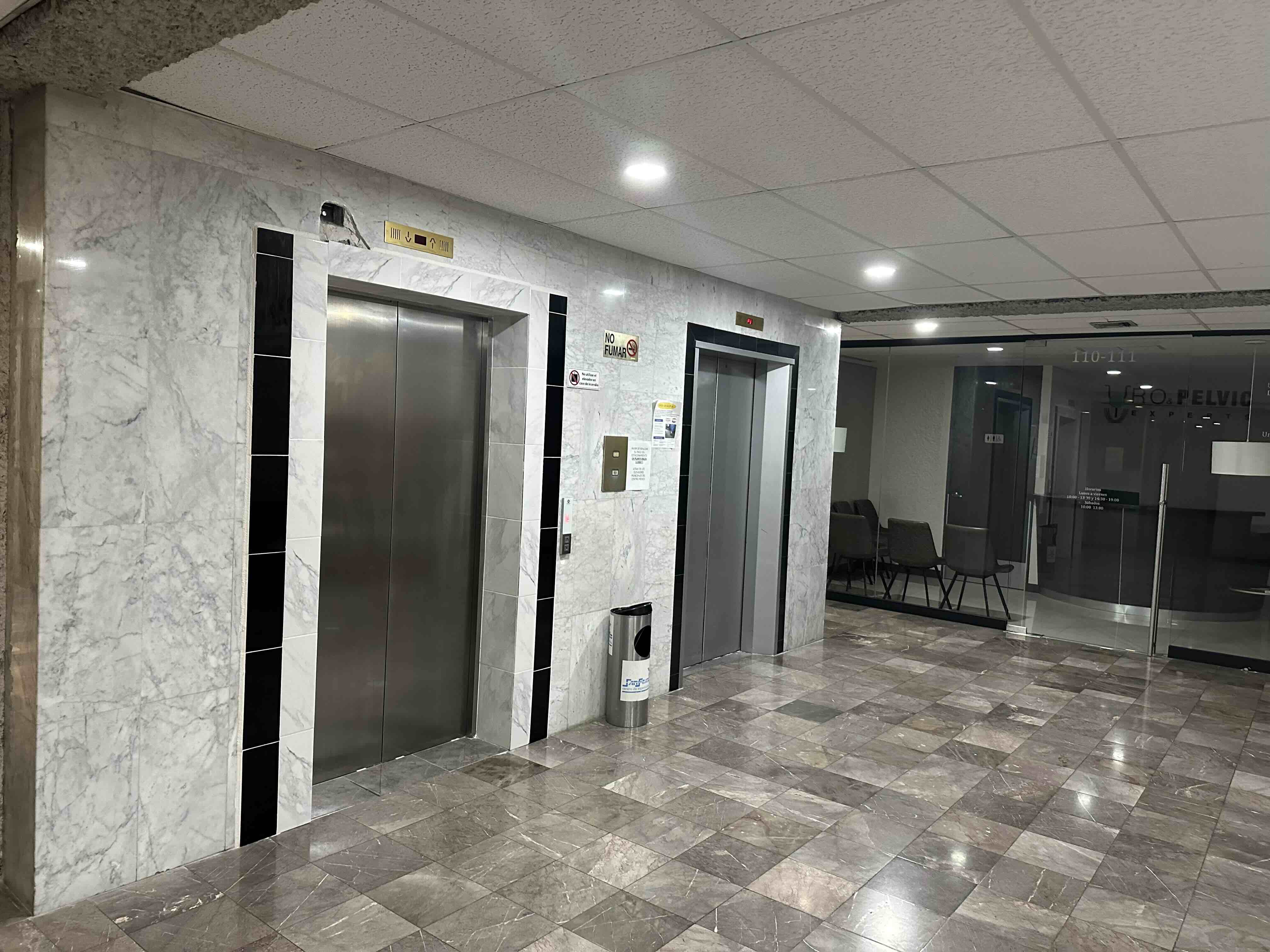 Oficina en Venta en Lomas de San Francisco