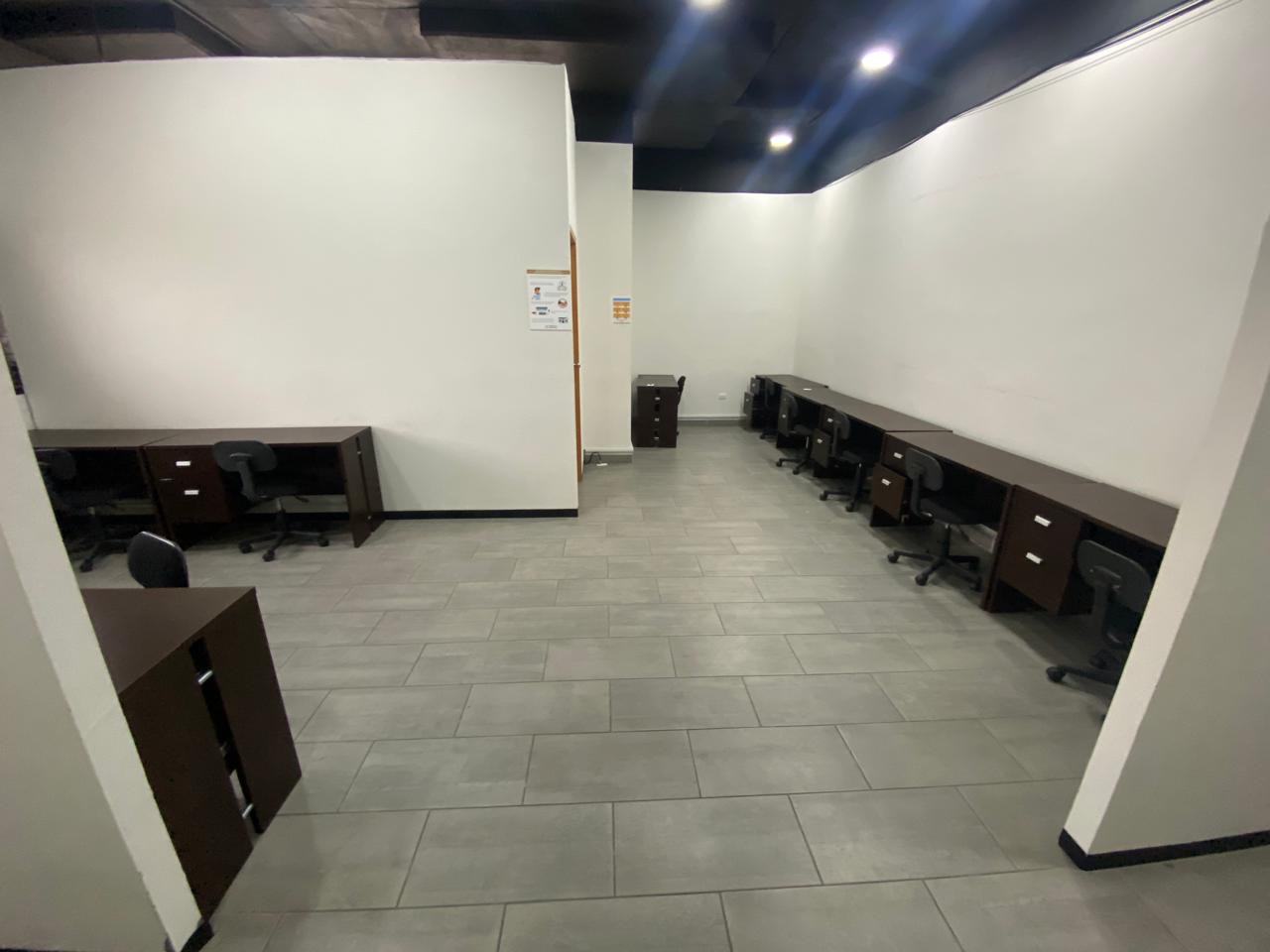 Edificio de Oficinas en Renta en Chepevera