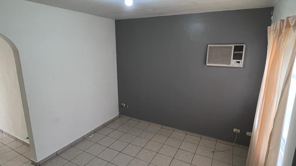 Casa en Renta en Las Plazas