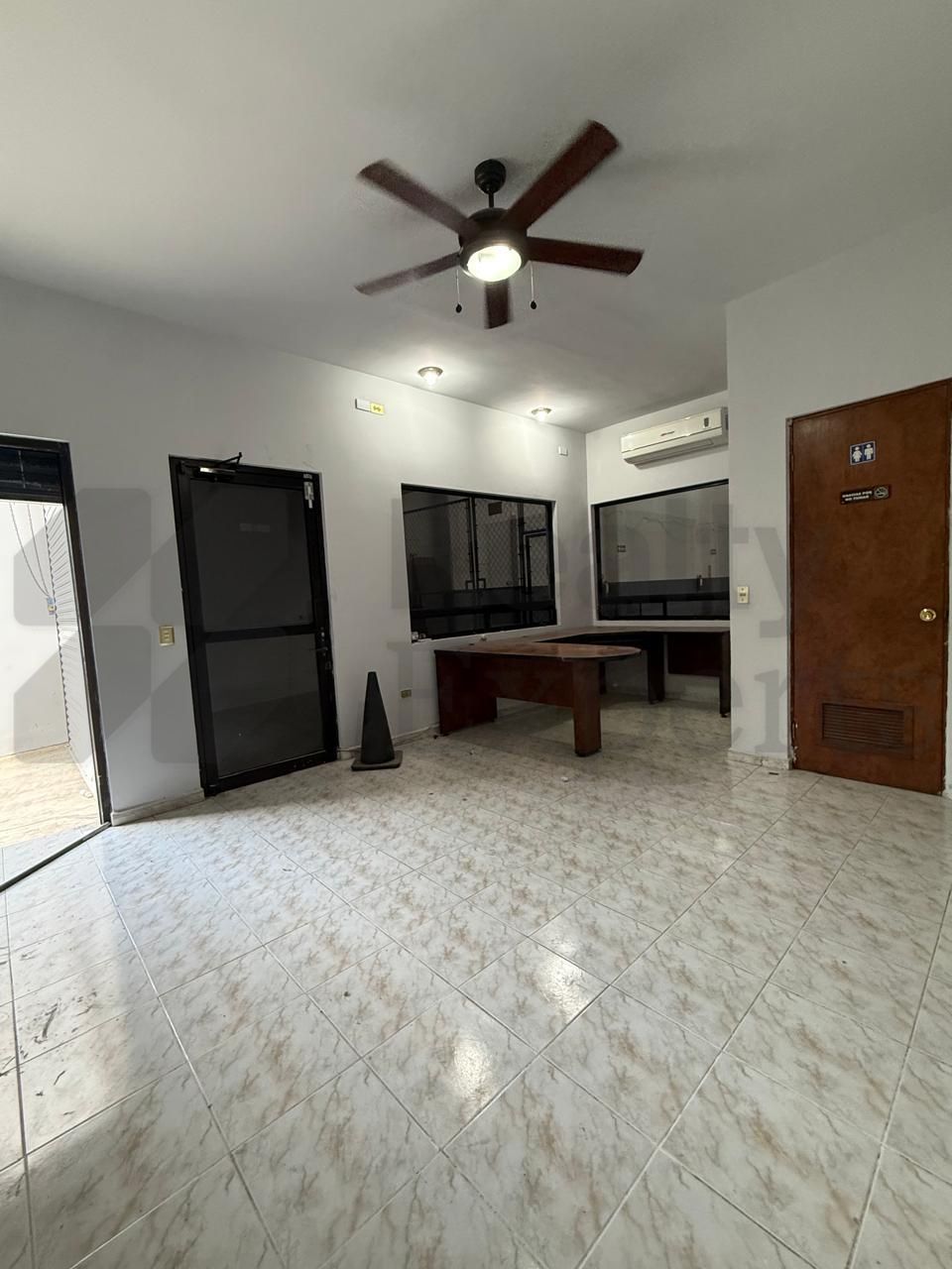 Bodega en Renta en Treviño