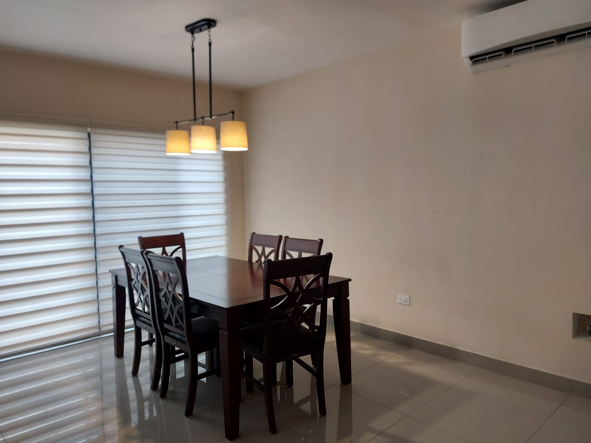 Casa en Venta en Cumbres Provenza