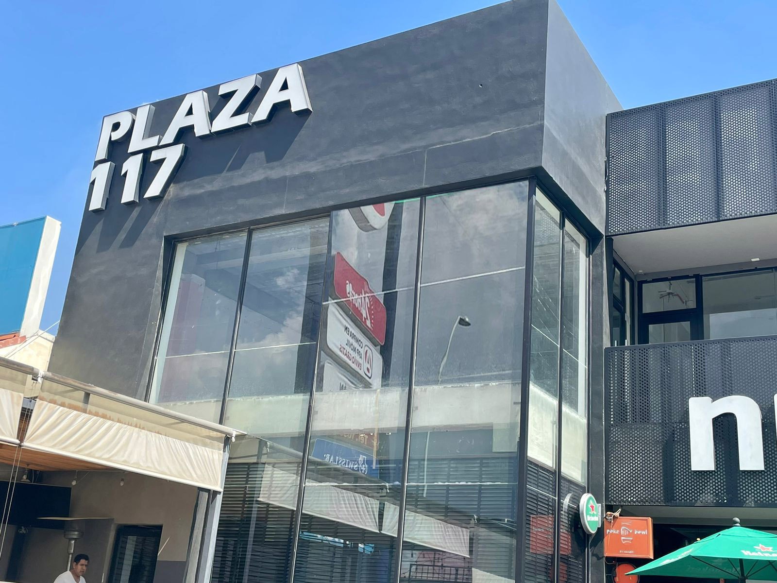 Local en Renta en Cumbres Elite