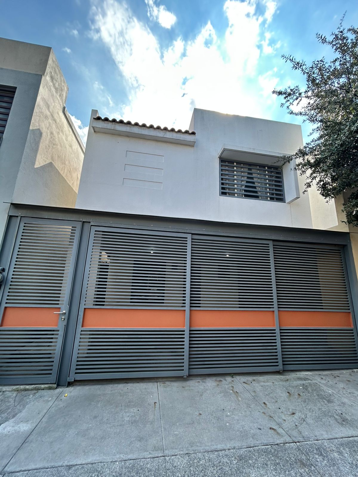 Casa en Renta en Cumbres San Agustín
