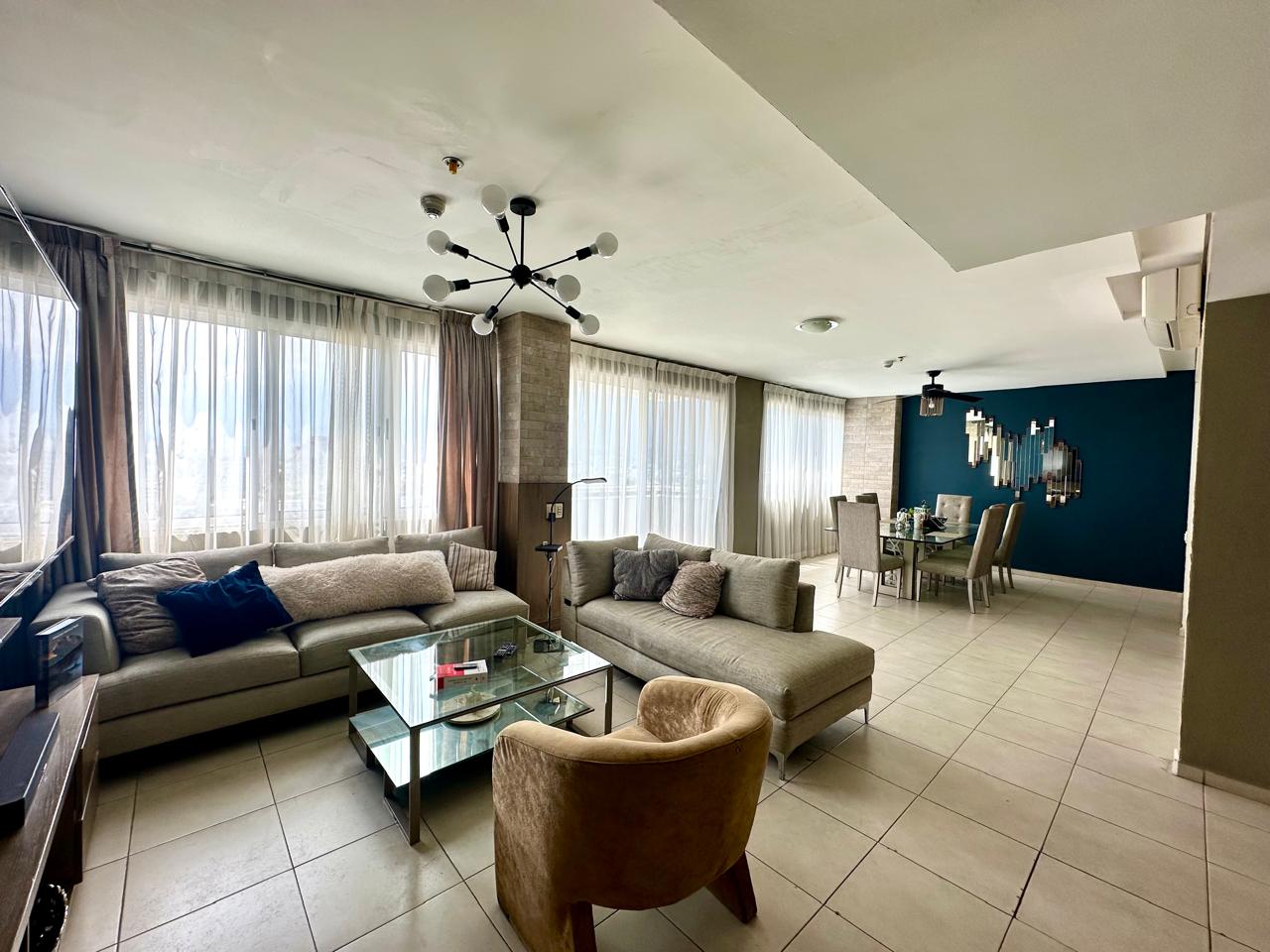 Departamento en Renta en Torre Iconos