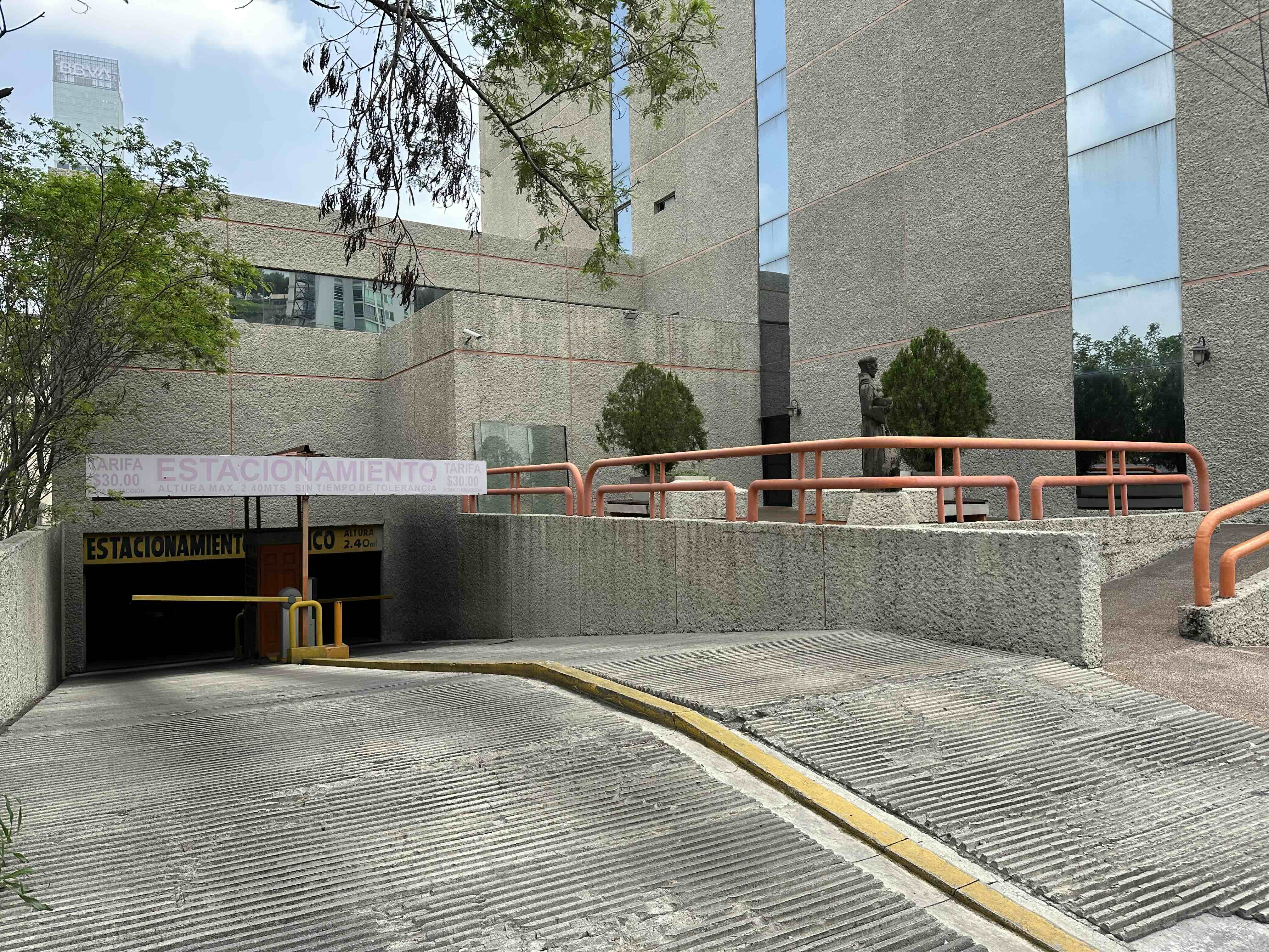 Oficina en Venta en Lomas de San Francisco