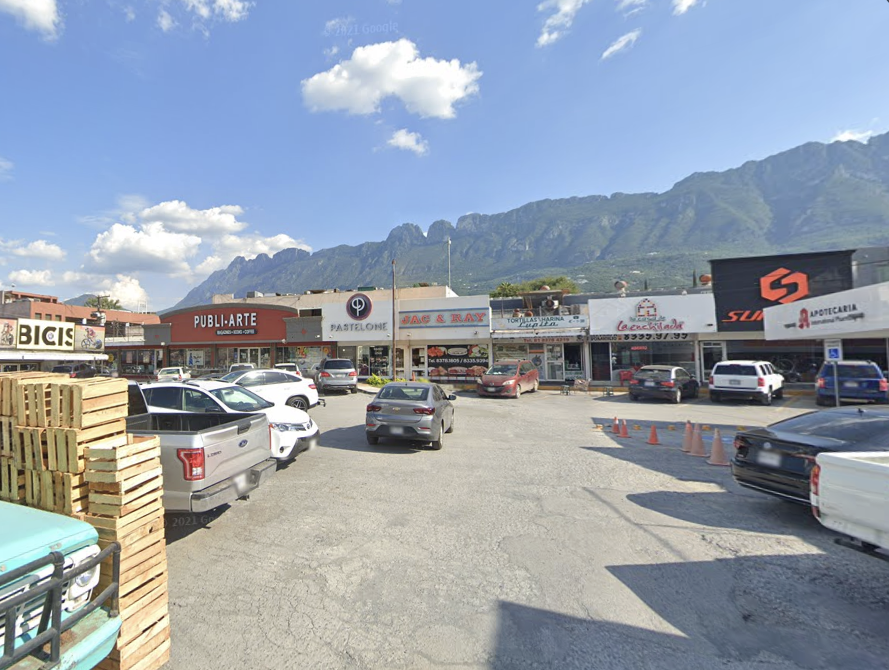 Local en Renta en Bosques del Valle