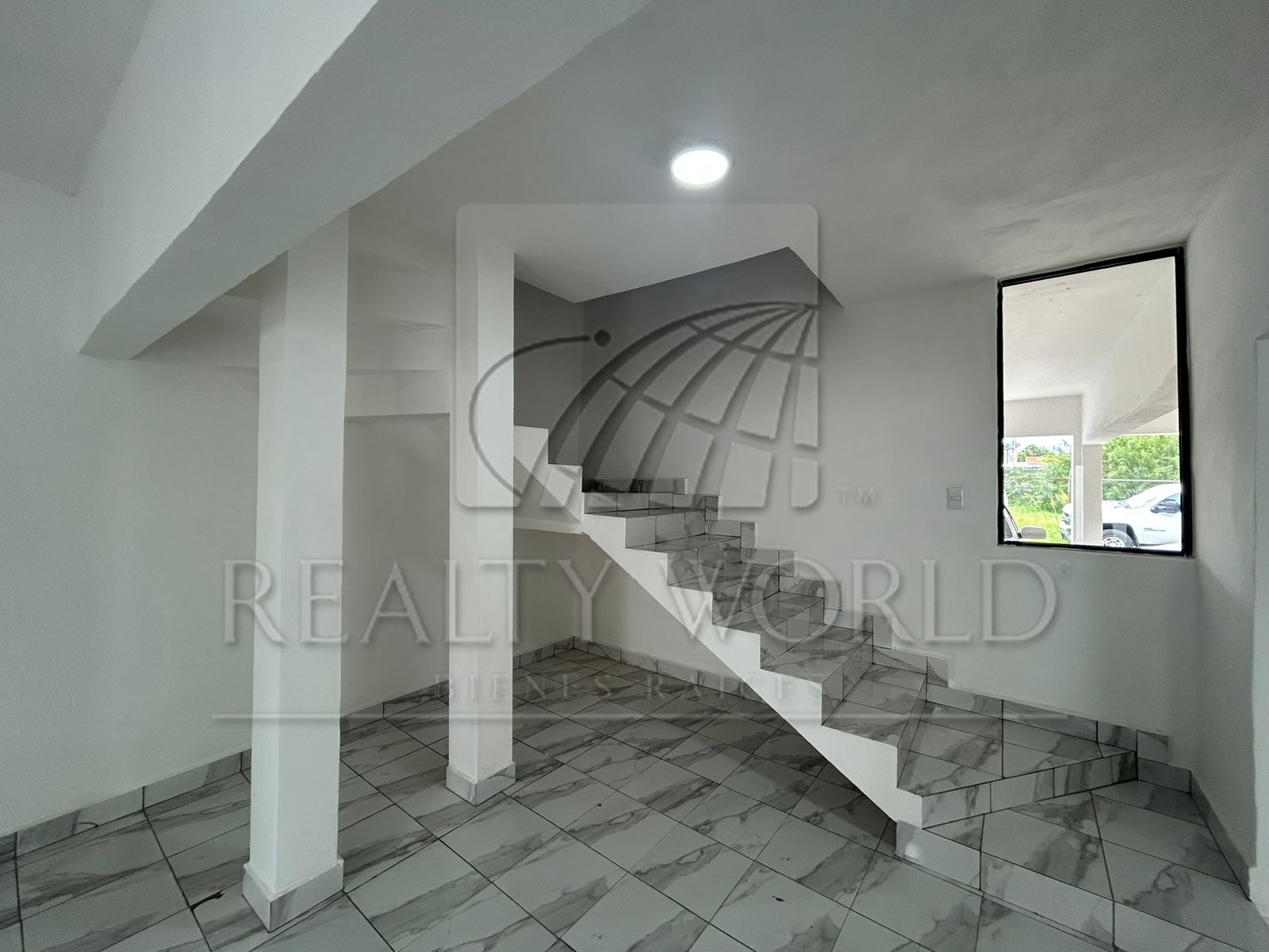 Casa en Venta en Las Puentes Sector 14