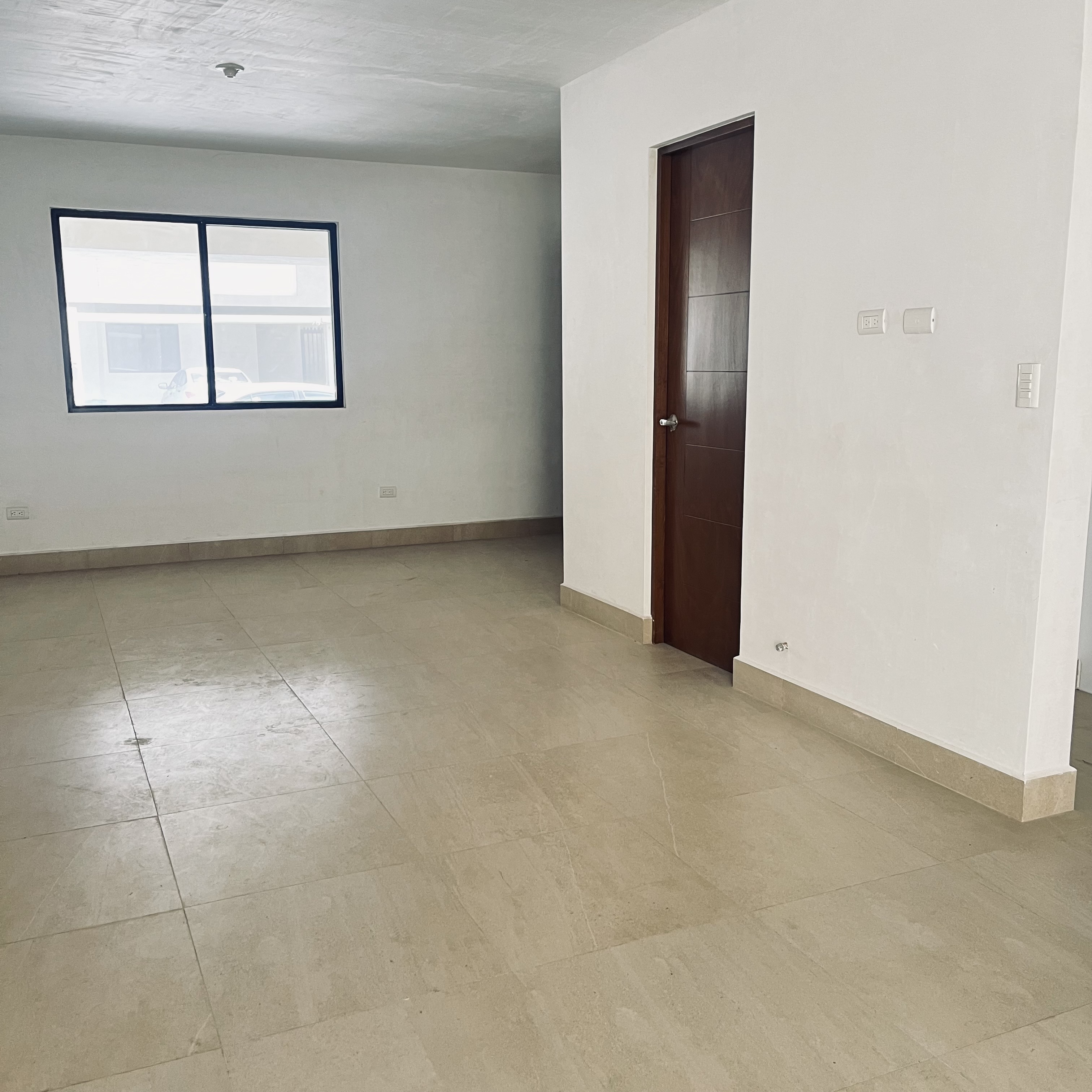 Casa en Renta en Privada Residencial Aviana