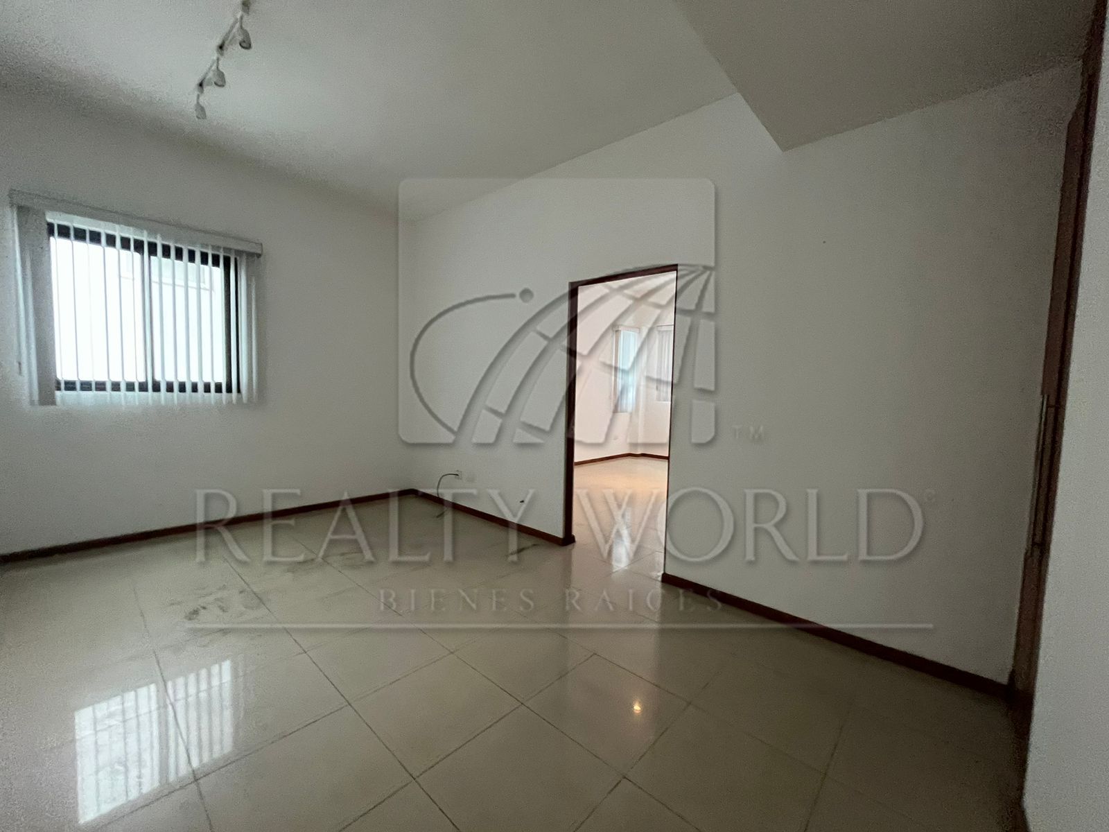Departamento en Renta en Edificio Alabastro