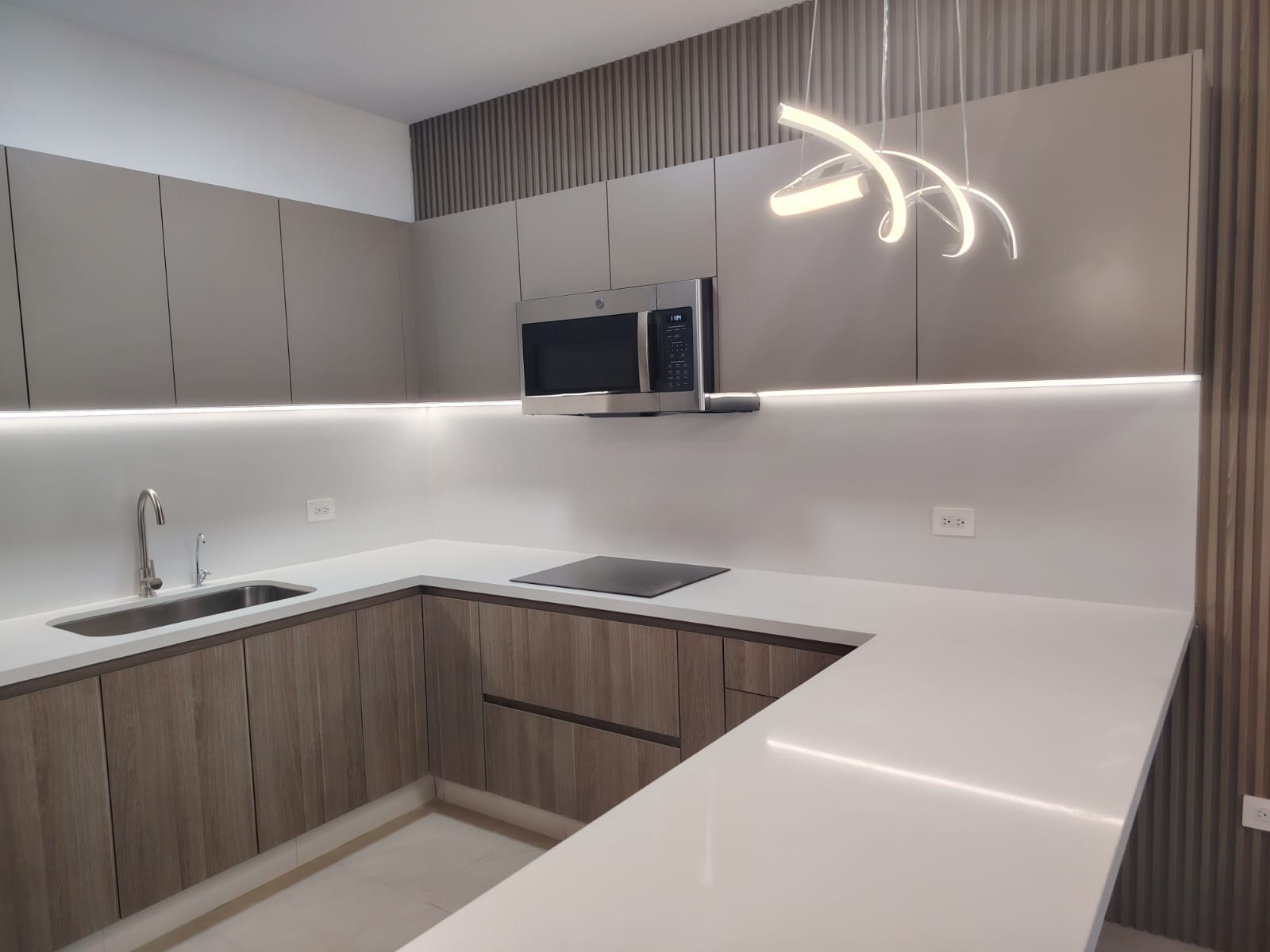 Departamento en Renta en Cumbres Magnolia