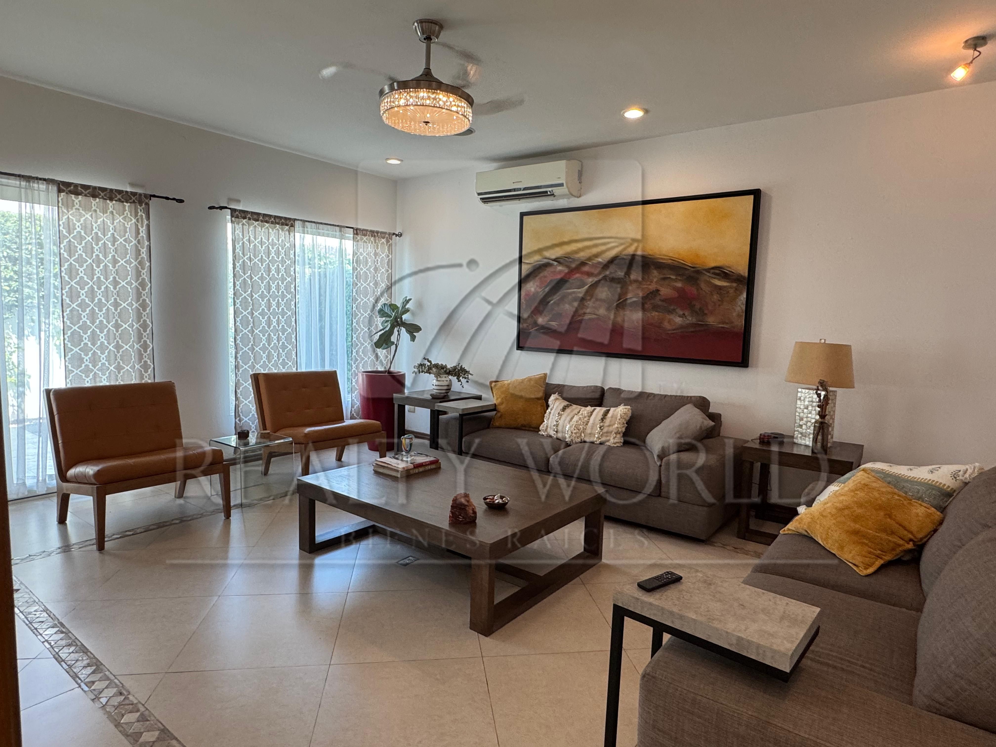 Casa en Venta en Las Montañas