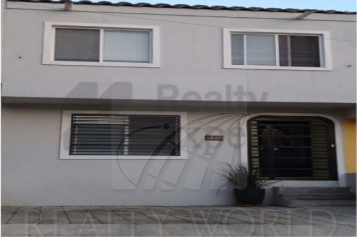 Casa en Renta en Villa las Fuentes