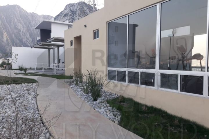 Departamento en Renta en Huasteca Living