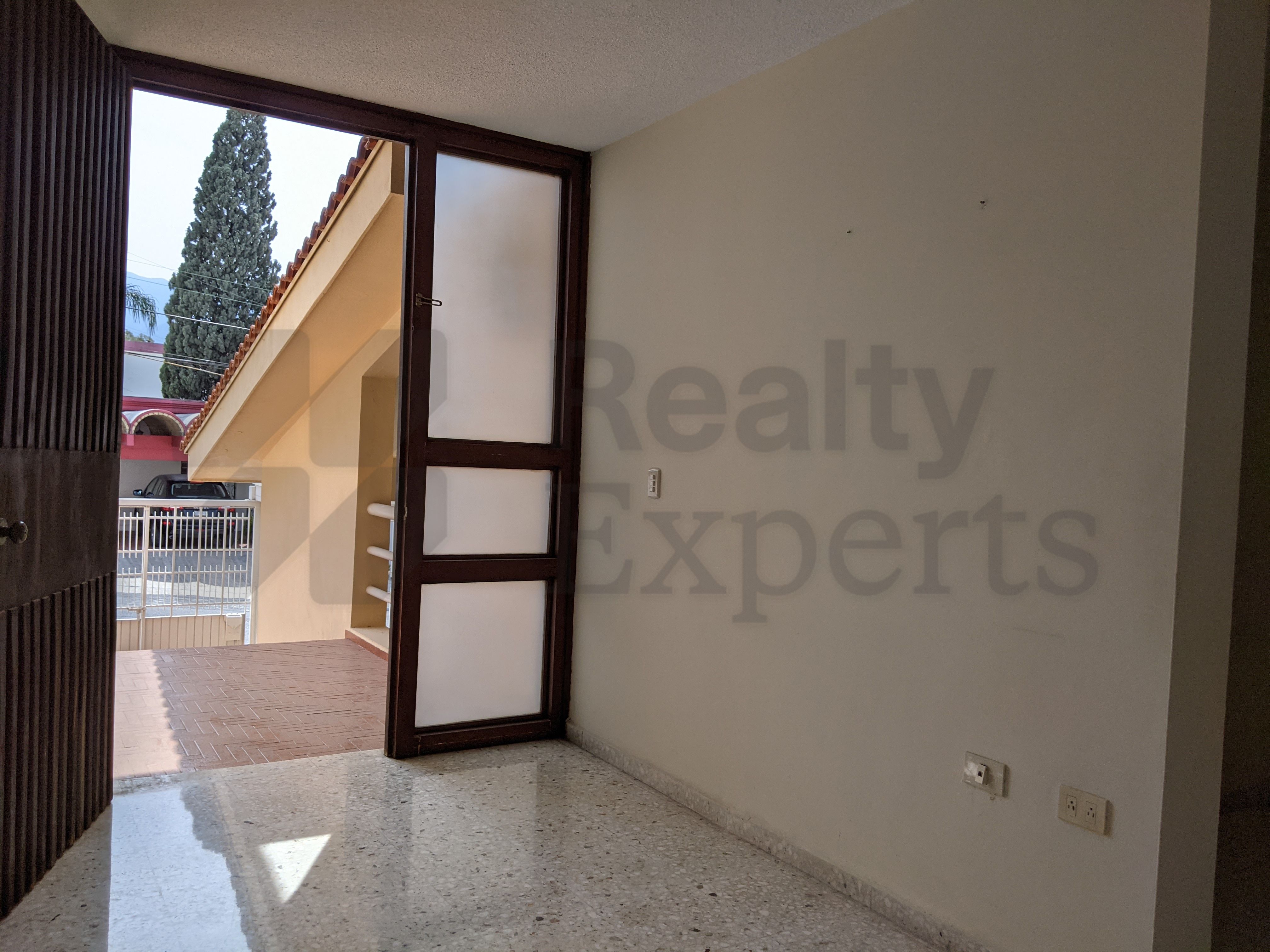 Casa en Renta en Contry la Silla