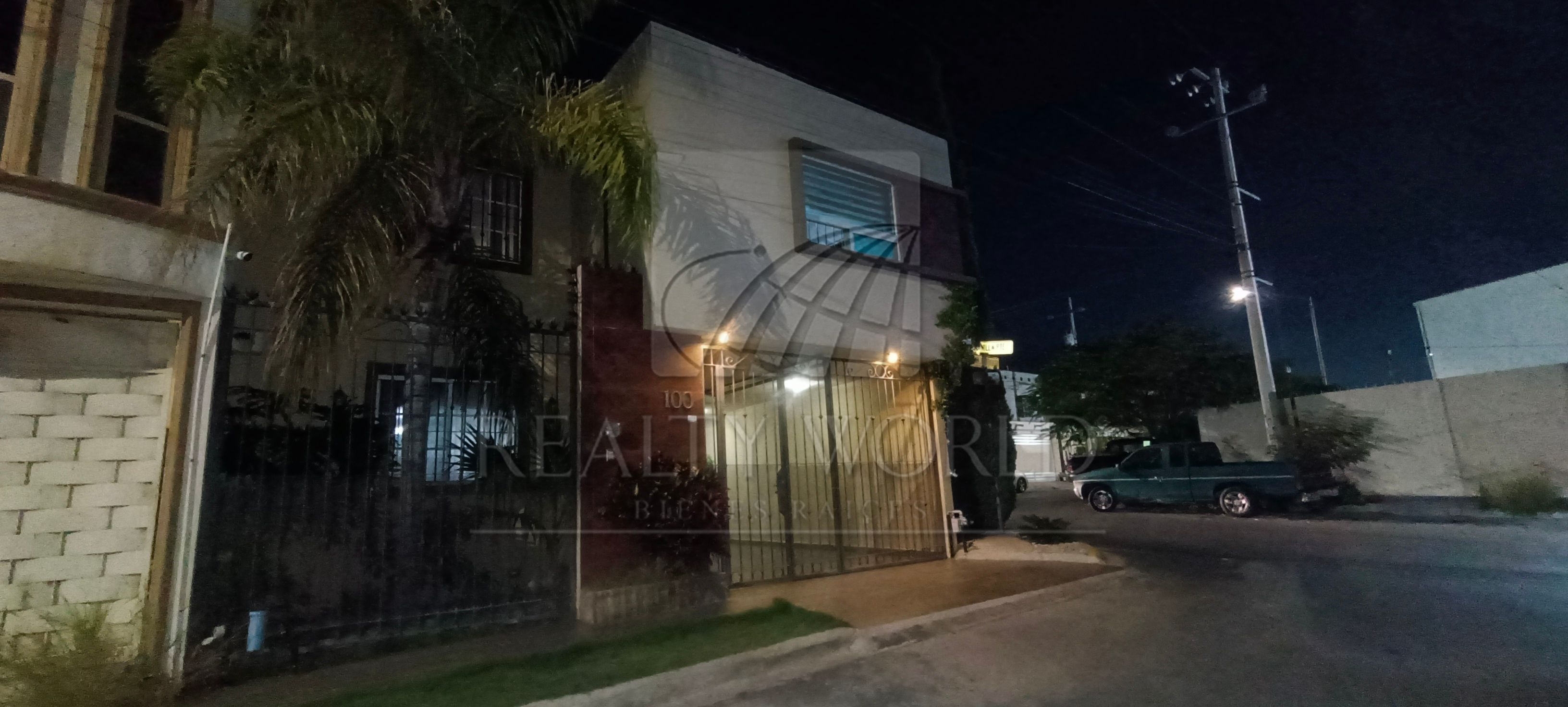 Casa en Venta en Misión Santa Catarina