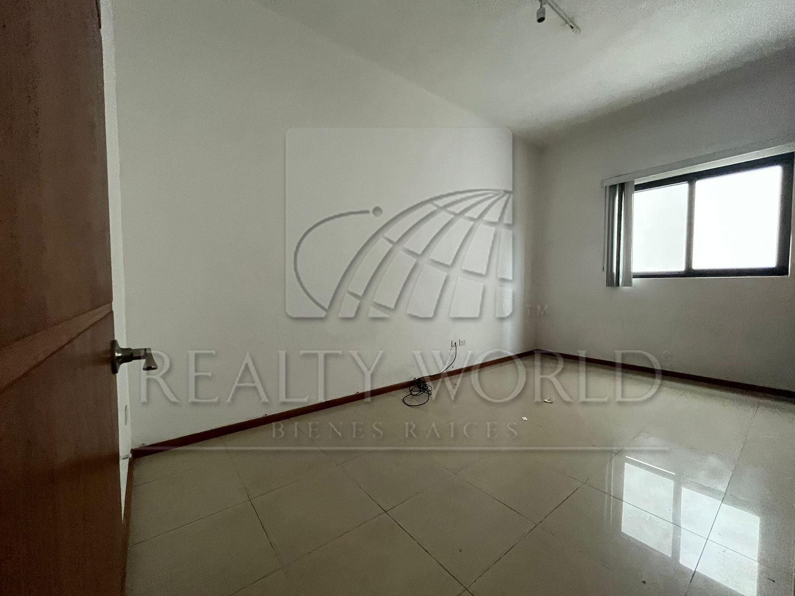 Departamento en Renta en Edificio Alabastro